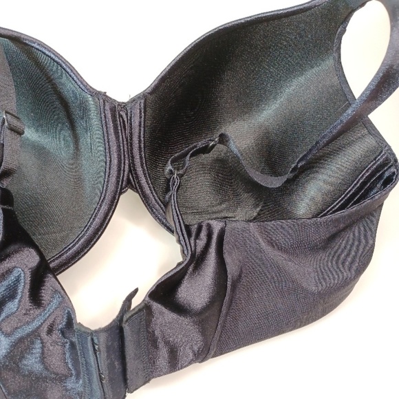 Vanity Fair Women's Illumination Full Figure Underwire Bra 76338. 38C Black - Picture 12 of 14